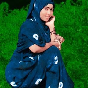 Meet your Posher, Safa